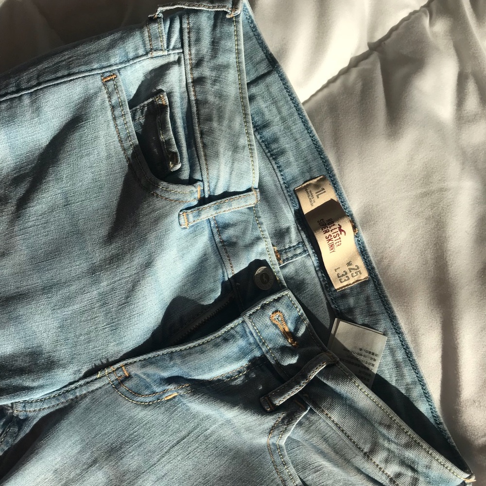 Hollister light wash super skinny jeans